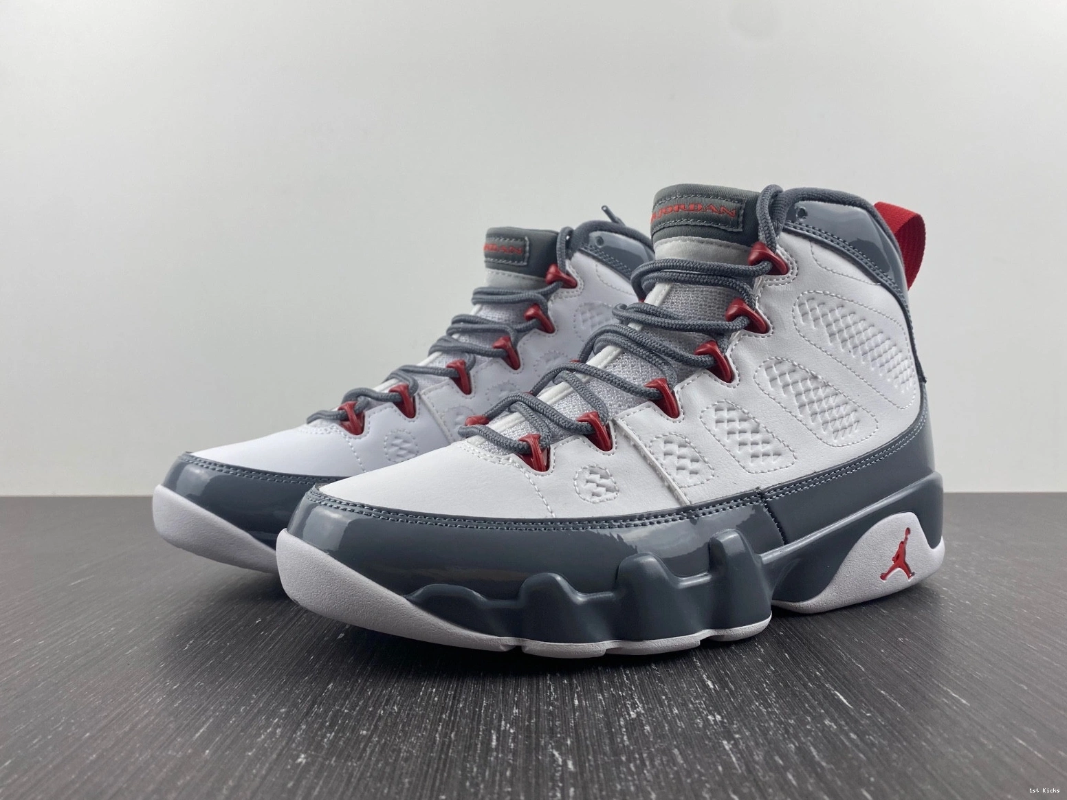 Air 9 Red Jordan CT8019-162 Fire 0501